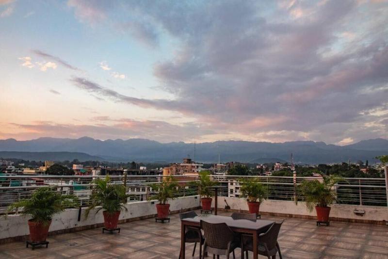 Hotel Alaya image