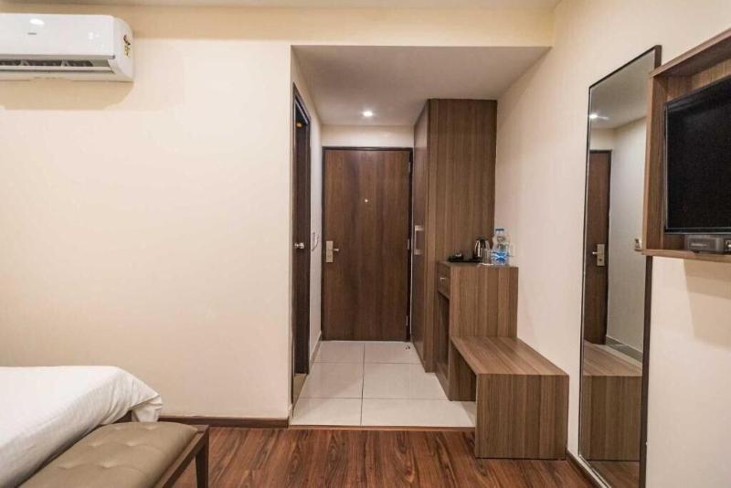Hotel Alaya image