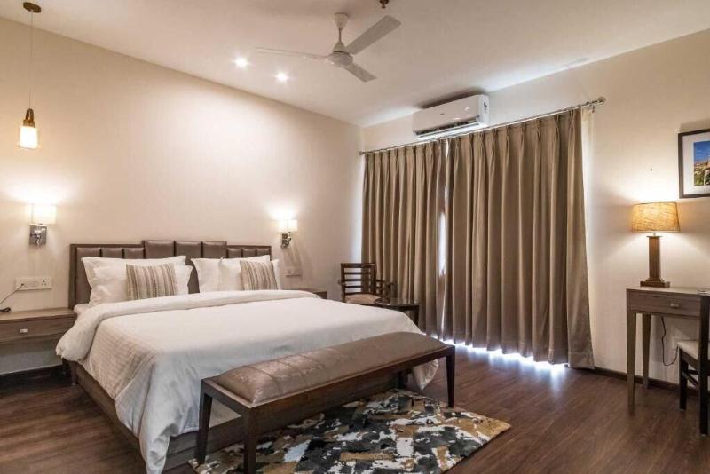 Hotel Alaya image
