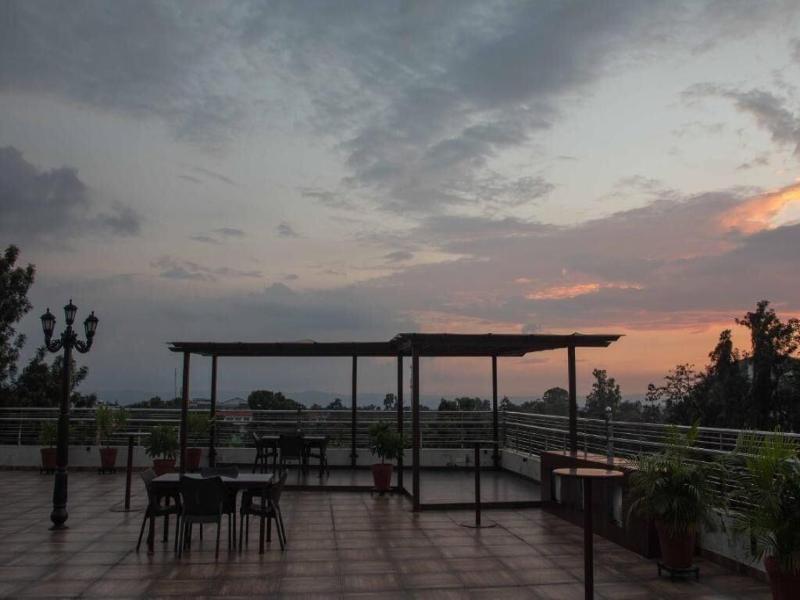 Hotel Alaya image