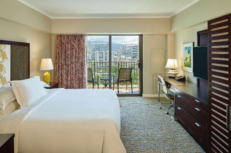 Hilton Grand Vacations Club at Hilton Hawaiian Vil image
