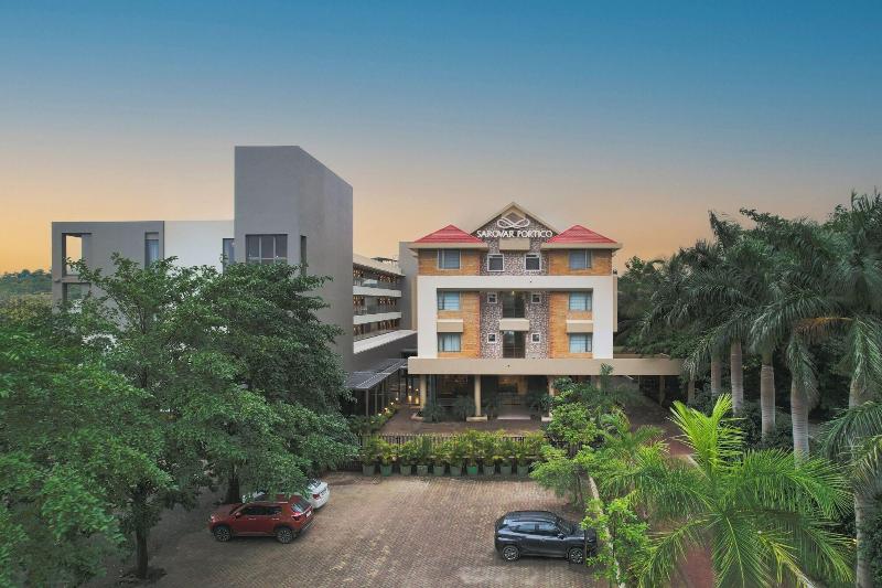 Sarovar Portico Sasangir