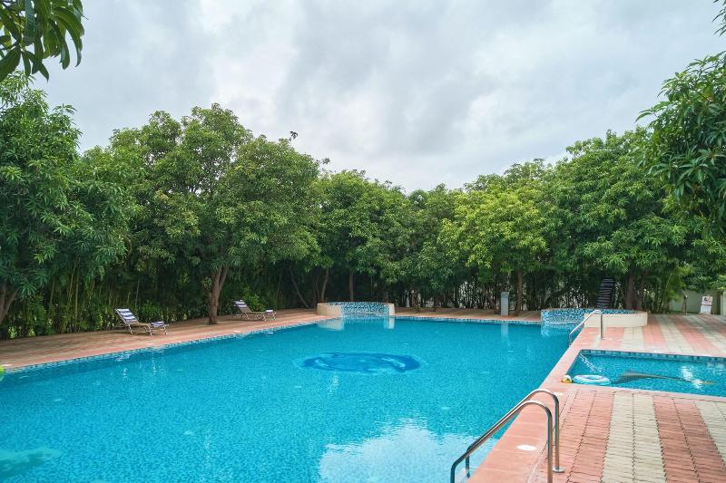 Sarovar Portico Sasangir