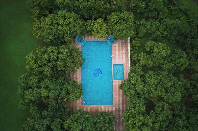 Sarovar Portico Sasangir