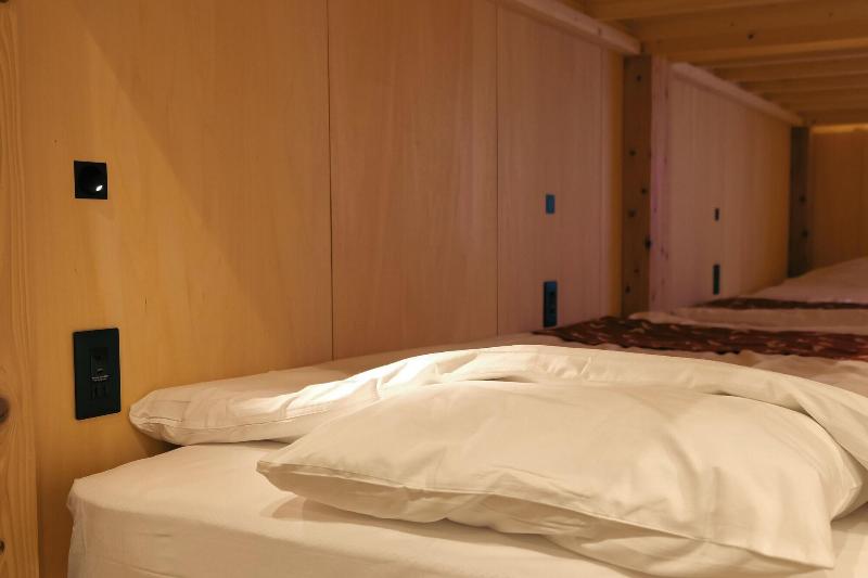 Banrai Hotel image
