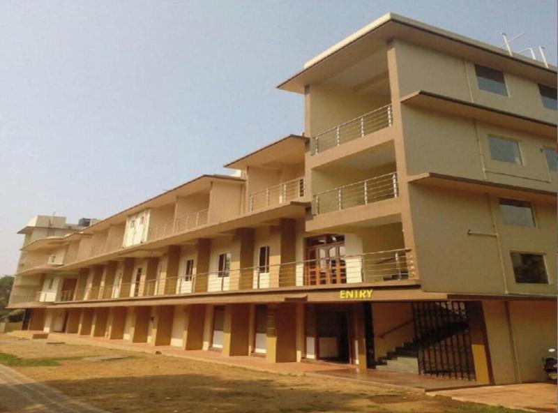 Swarnam Hotel image