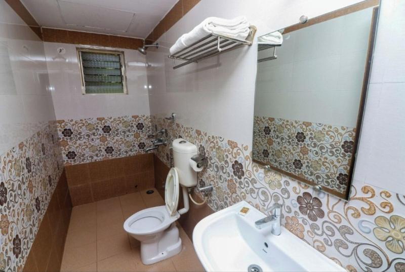 Swarnam Hotel image