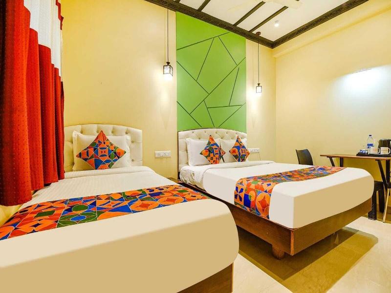 Swarnam Hotel image