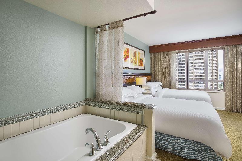 Hilton Grand Vacations Club Grand Waikikian Honol