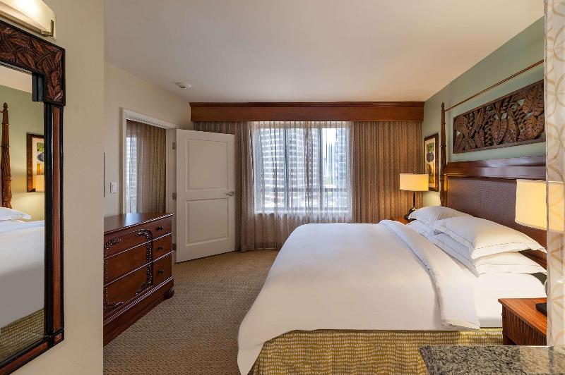 Hilton Grand Vacations Club Grand Waikikian Honol