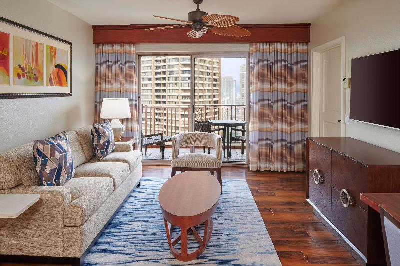 Hilton Grand Vacations Club Grand Waikikian Honol
