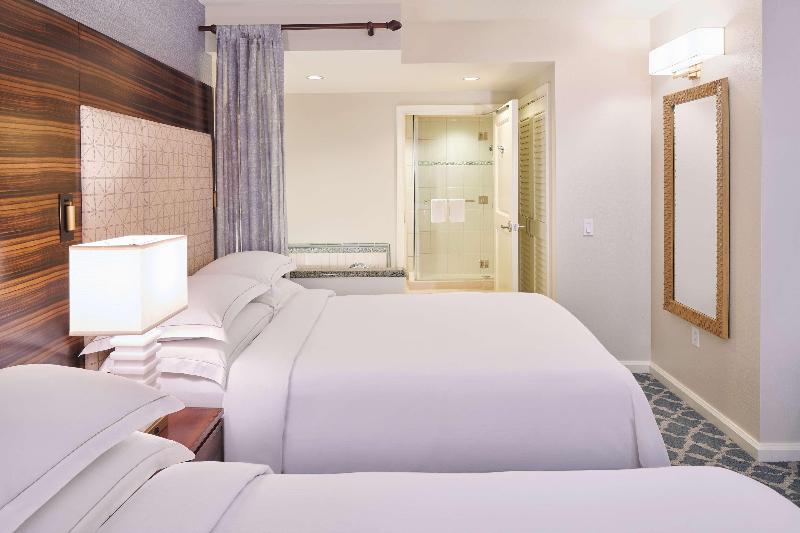Hilton Grand Vacations Club Grand Waikikian Honol