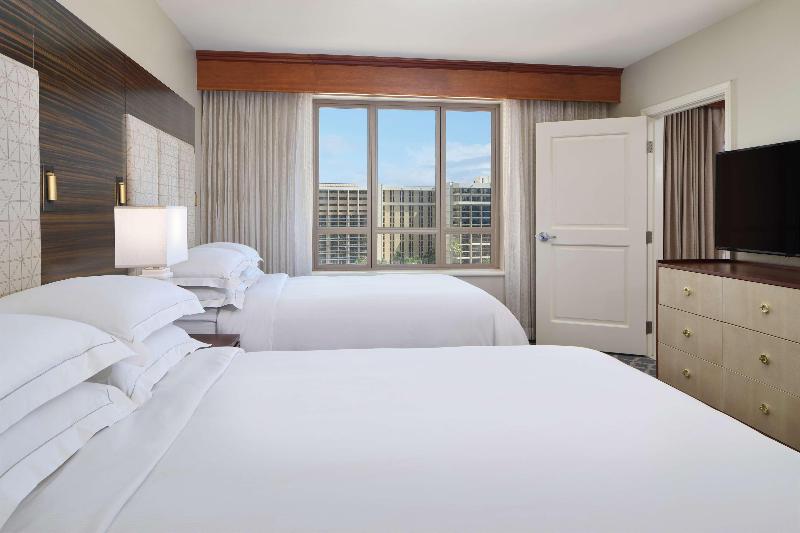 Hilton Grand Vacations Club Grand Waikikian Honol