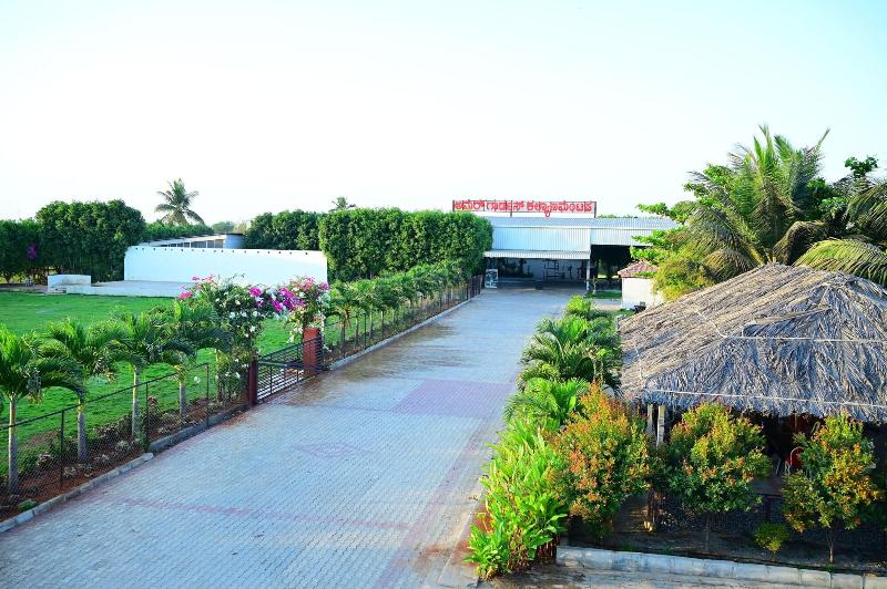 Hotel Parth Residency