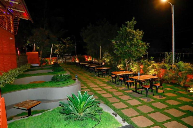 Hotel Parth Residency