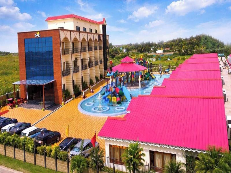 Grand Beach Resort