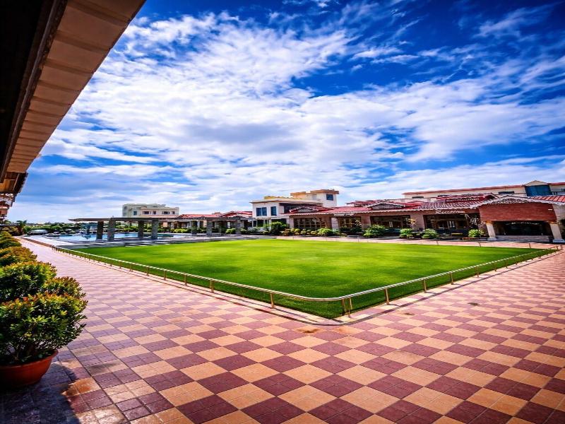 Grand Beach Resort