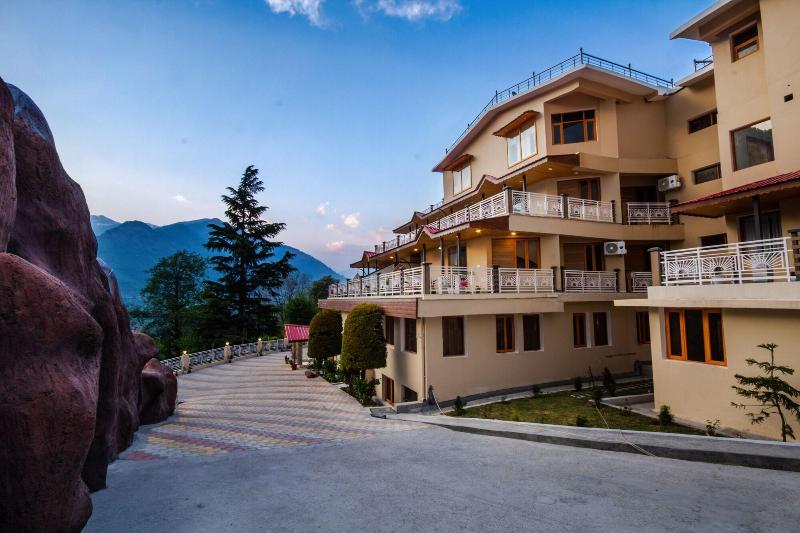 Anand Vardhan Resorts image