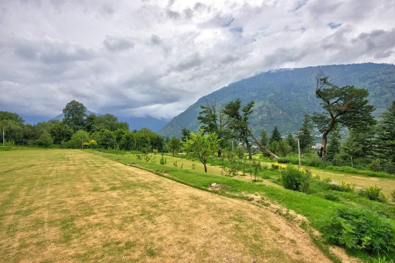 Anand Vardhan Resorts image