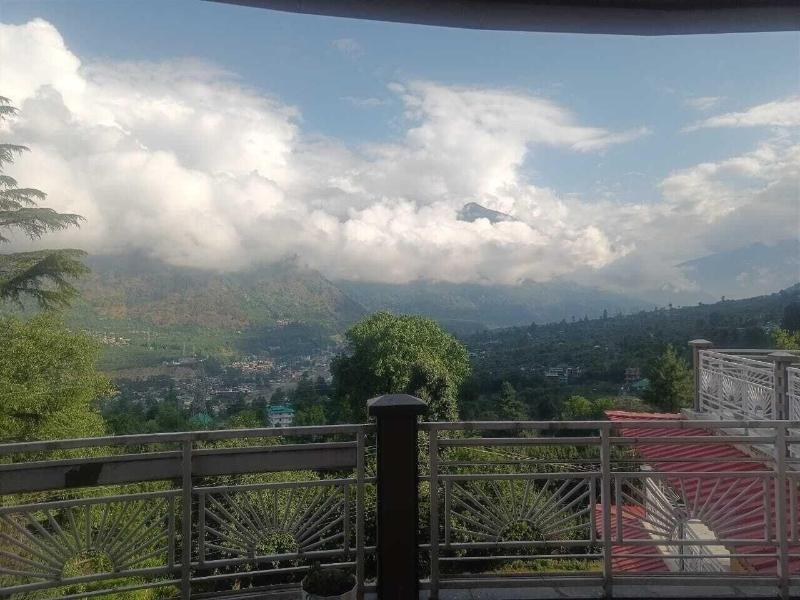 Anand Vardhan Resorts image