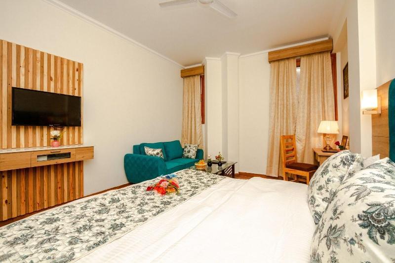 Anand Vardhan Resorts image