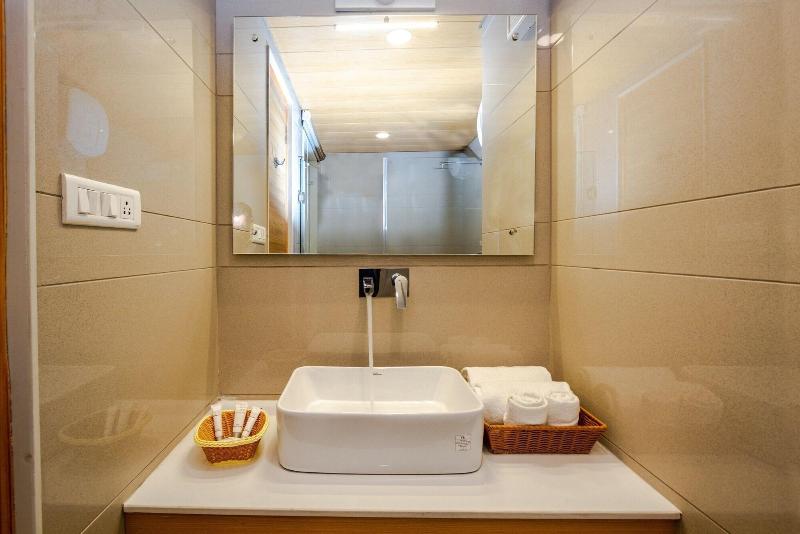 Anand Vardhan Resorts image
