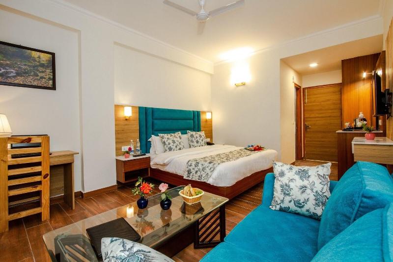 Anand Vardhan Resorts image