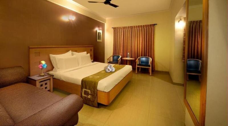 Hotel Plaza Inn image