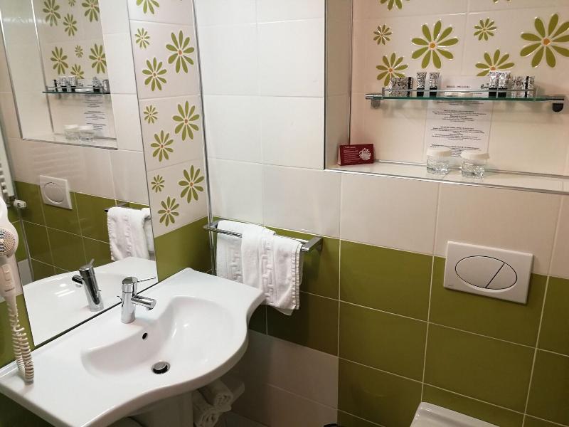 Caprioara Spa&wellness Resort image