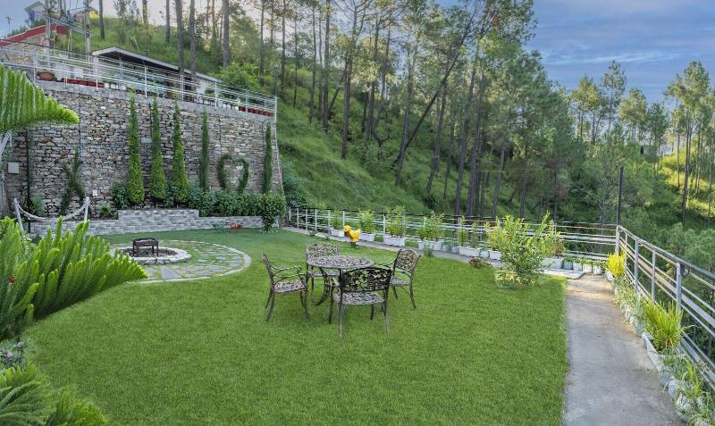 Kanishka Retreat Resort Chail image