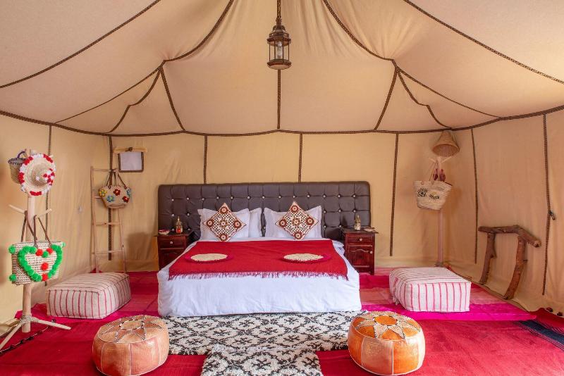 Sanmao Desert Luxury Camp image