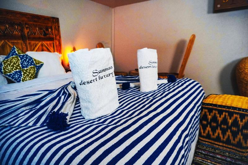 Sanmao Desert Luxury Camp image