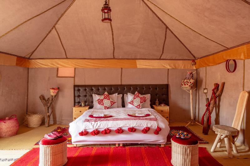 Sanmao Desert Luxury Camp image