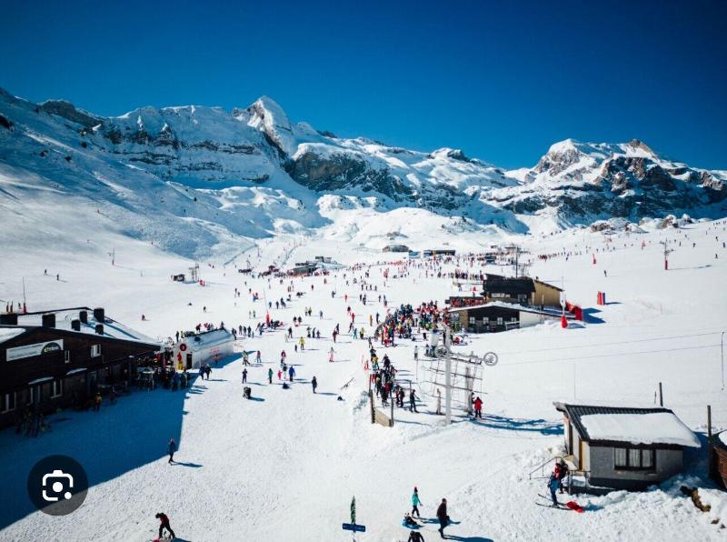 Apartahotel Canfranc image