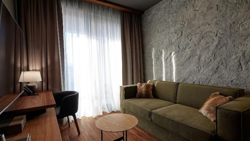 Bor Hotel By Karisma image