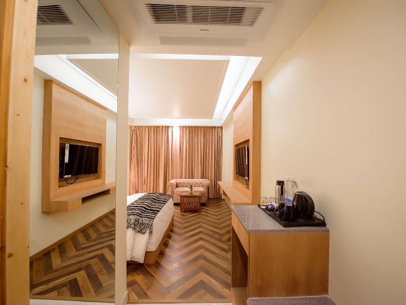 Naturevilas Sarovar Portico  image