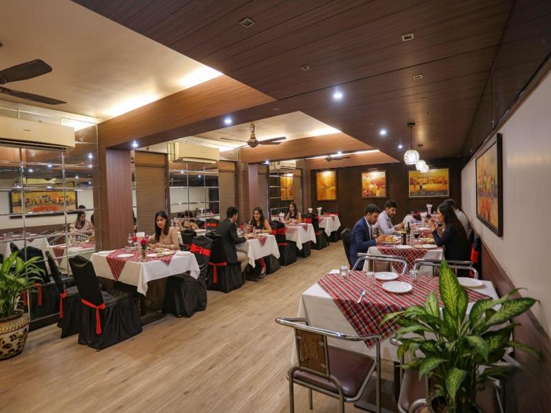Fabhotel Surya