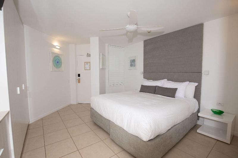 71 Hastings Street - Beachfront image
