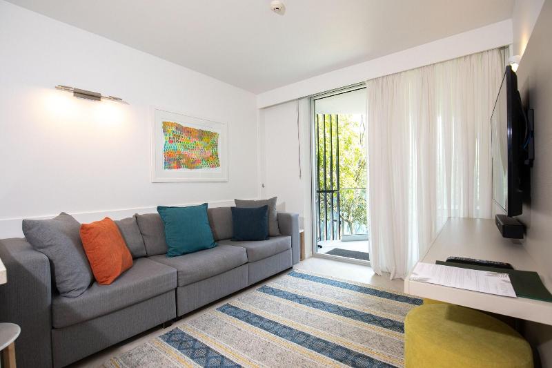 71 Hastings Street - Beachfront image