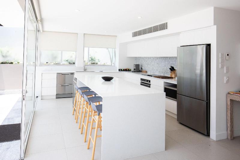 71 Hastings Street - Beachfront image