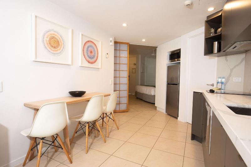 71 Hastings Street - Beachfront image