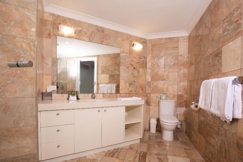 71 Hastings Street - Beachfront image