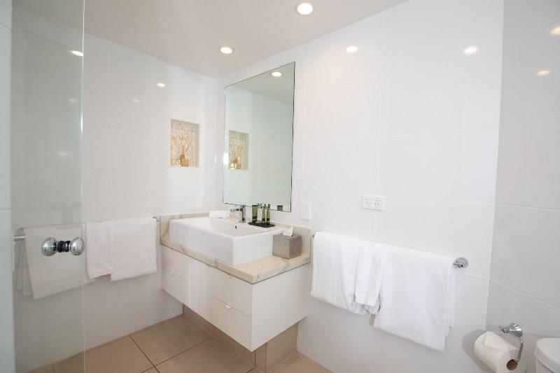 71 Hastings Street - Beachfront image