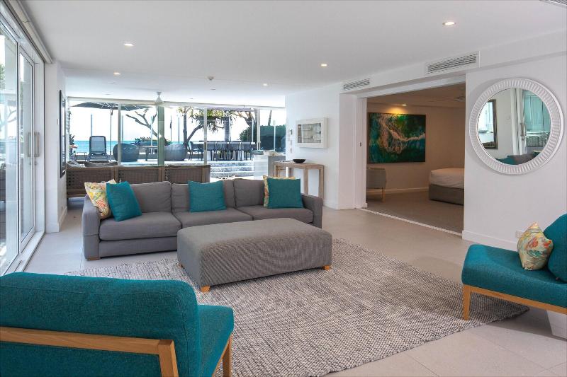 71 Hastings Street - Beachfront image