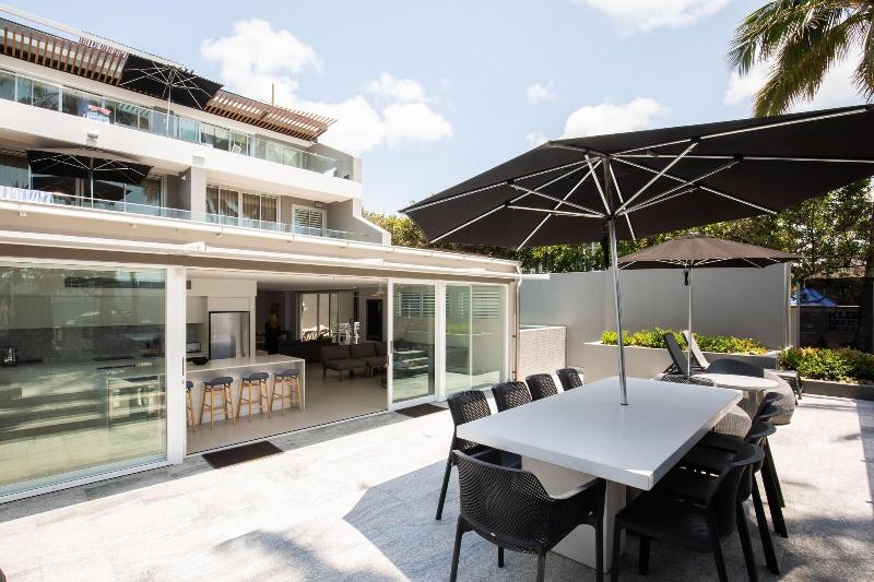 71 Hastings Street - Beachfront image