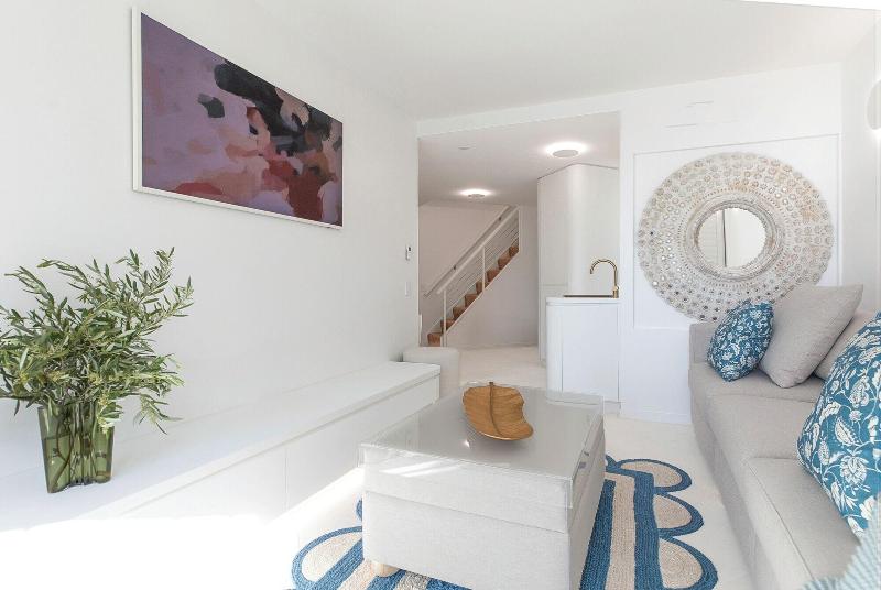 71 Hastings Street - Beachfront image