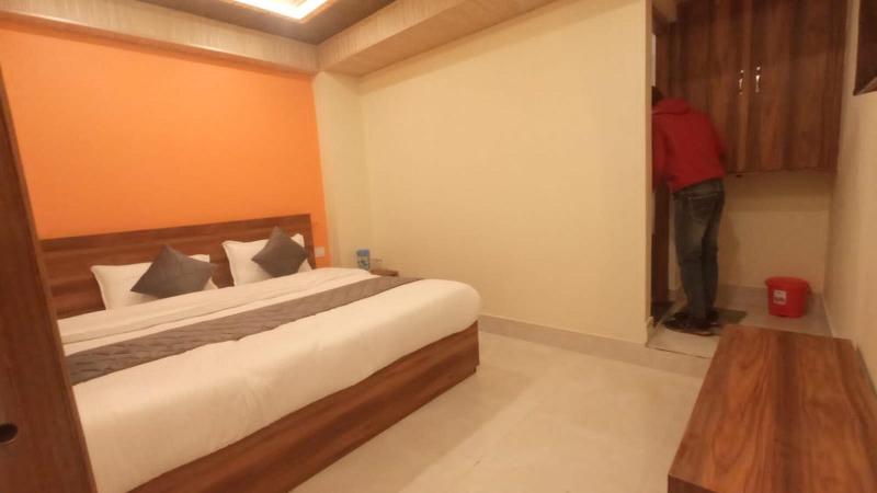 Goroomgo Gp Mall Road Nainital — photo 6