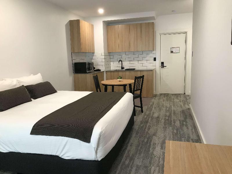 The Osmond Motel & Apartments image