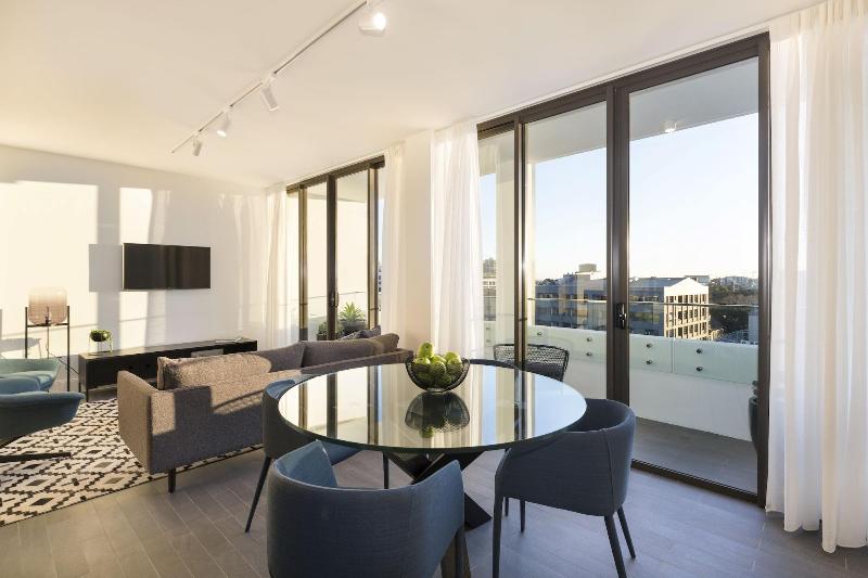 Botanik Apartment Hotel image
