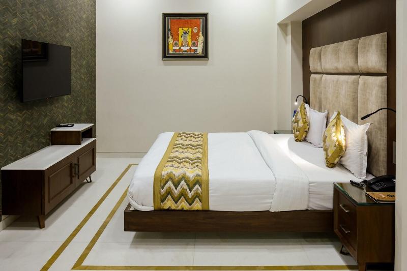 Vrinda Hotel image